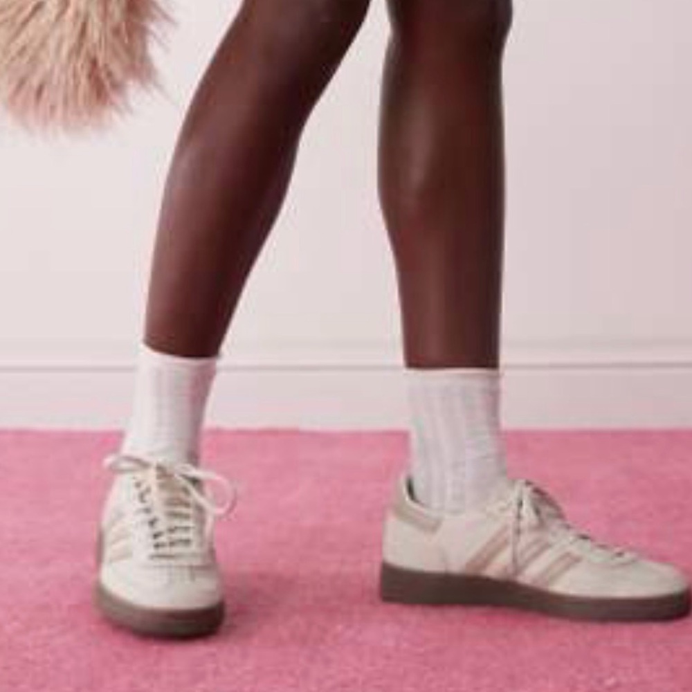 Cream Samba Sneakers - size 9